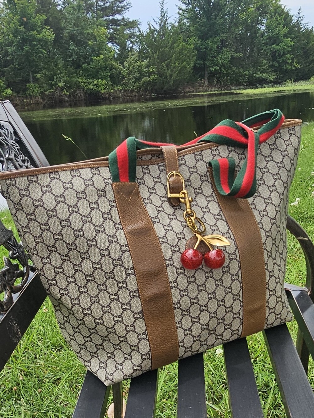 GUCCI PLUS GG Monogram Coated Leather Shoulder Tote Bag With COA - Picture 2 of 16